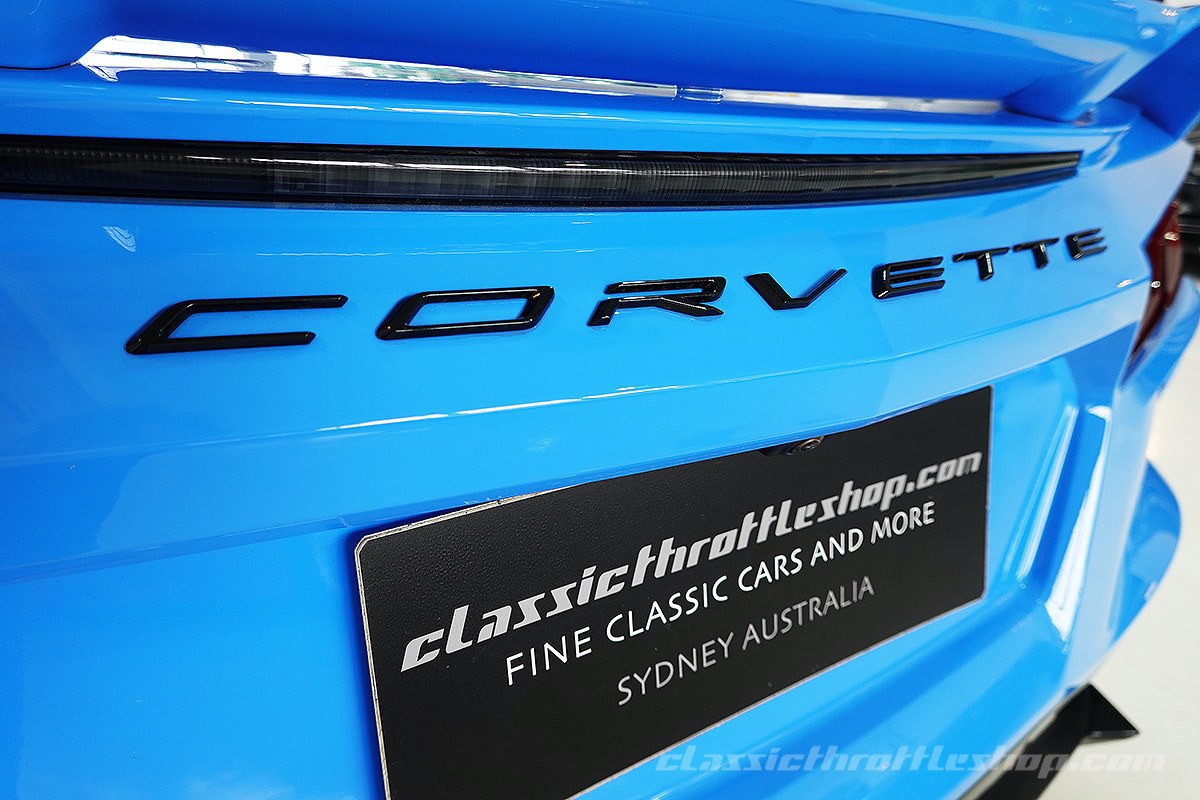 2022-Corvette-Stingray-Rapid-Blue-27