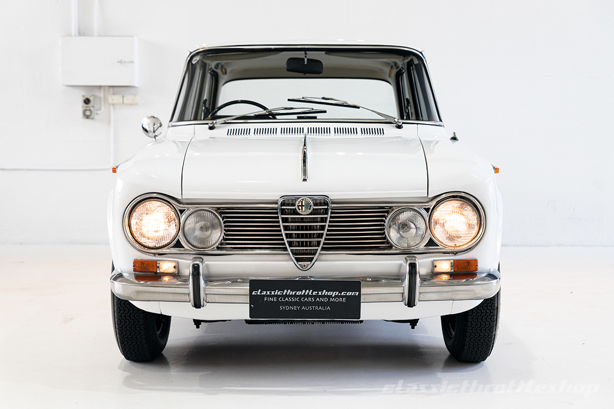 Alfa-Romeo-Giulia-Super-White-9