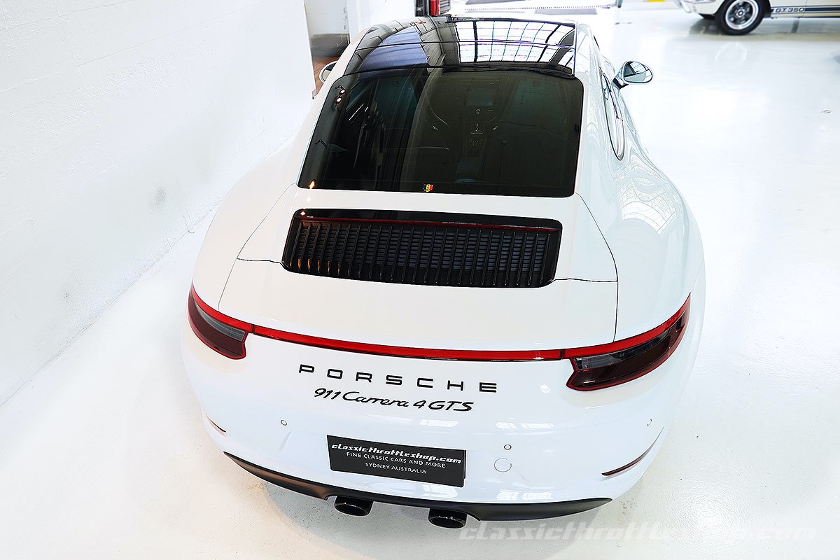 2017-Porsche-991.2-Carrera-4-GTS-Carrara-White-13