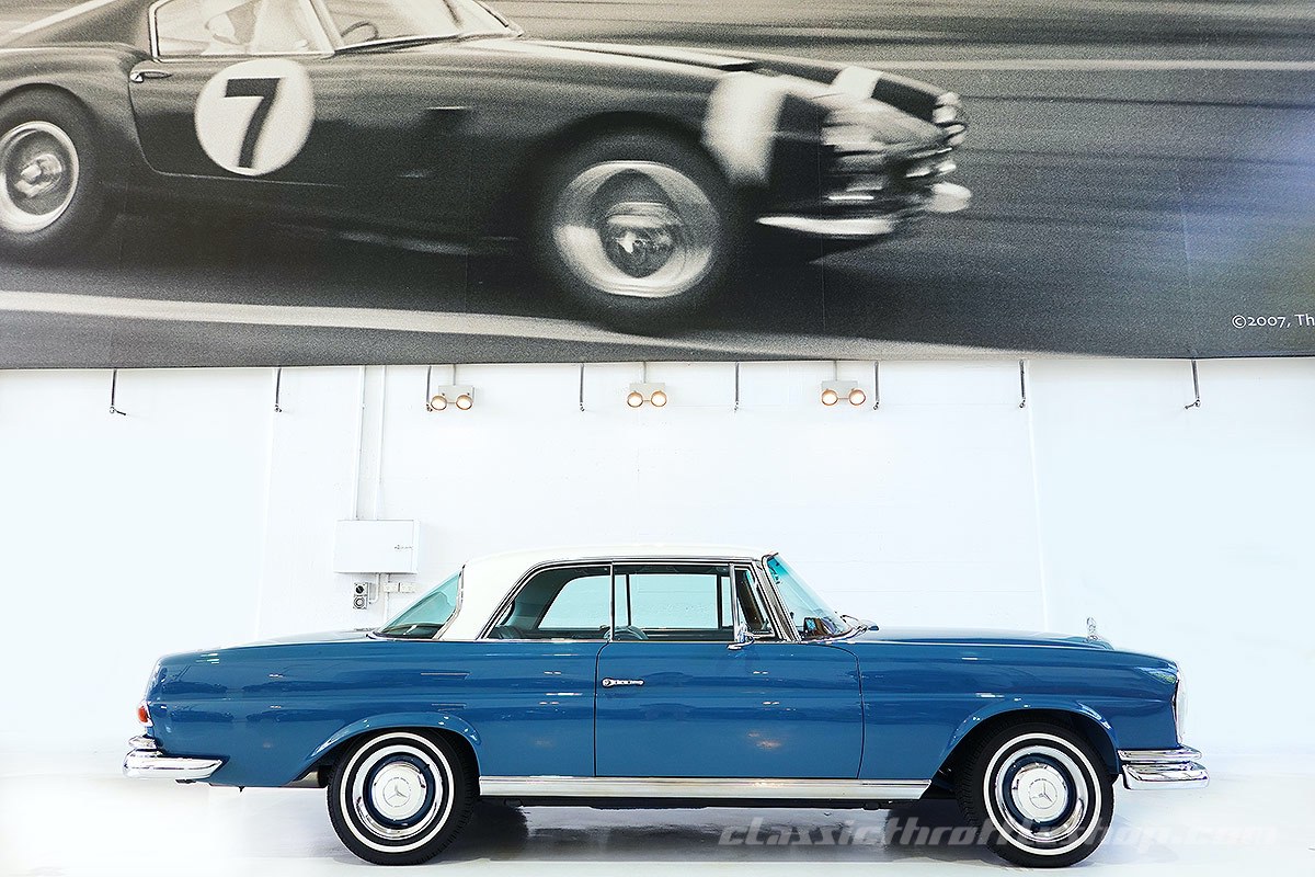 1967-Mercedes-Benz-250-SE-Blue-7