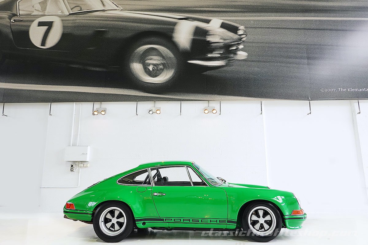 1972-Porsche-911-ST-Homage-Viper-Green-7