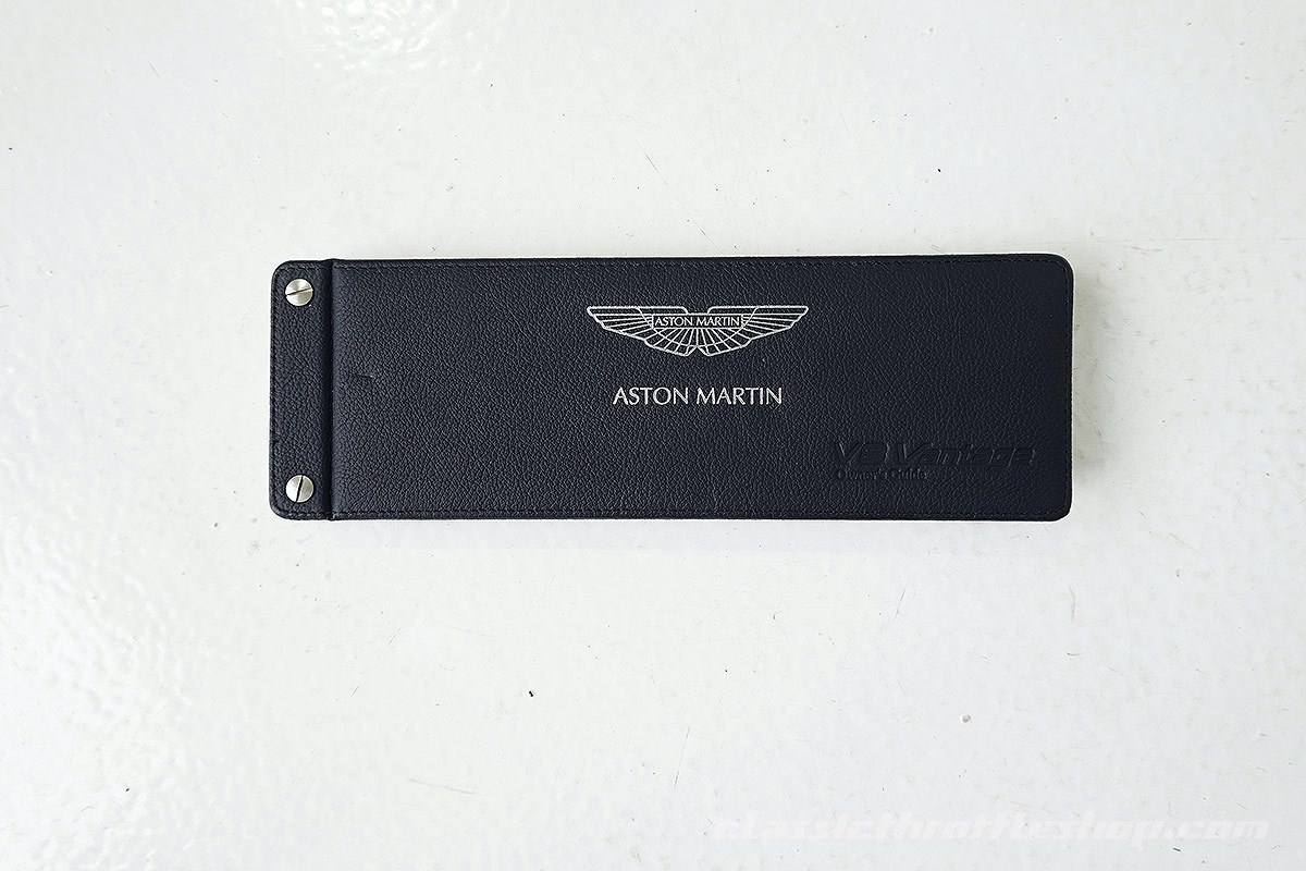2016-Aston-Martin-Vantage-GT-Carbon-Skyfall-Silver-56