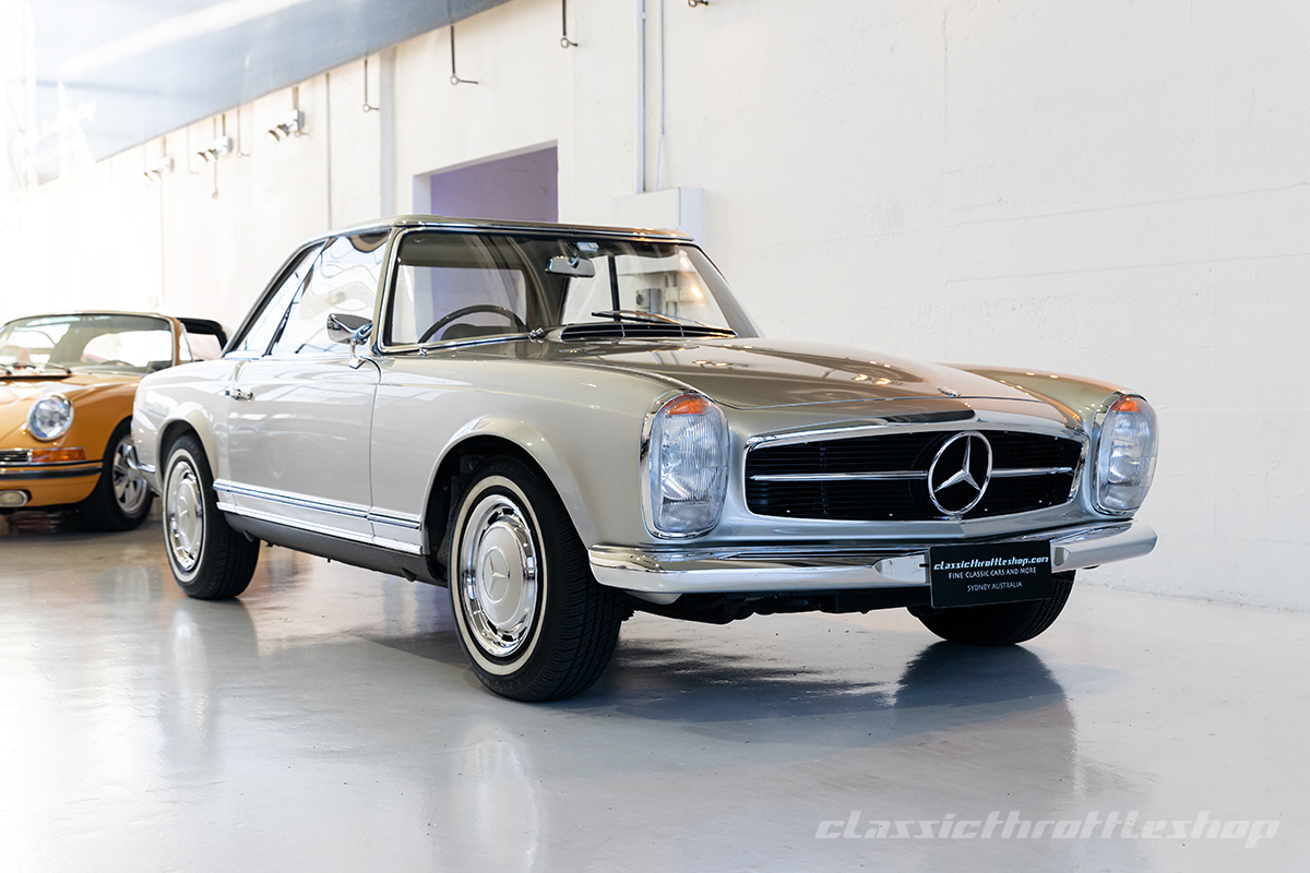 1966-Mercedes-Benz-230SL-silver-1