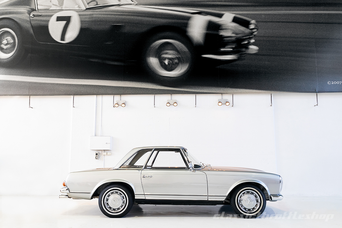 1966-Mercedes-Benz-230SL-silver-7