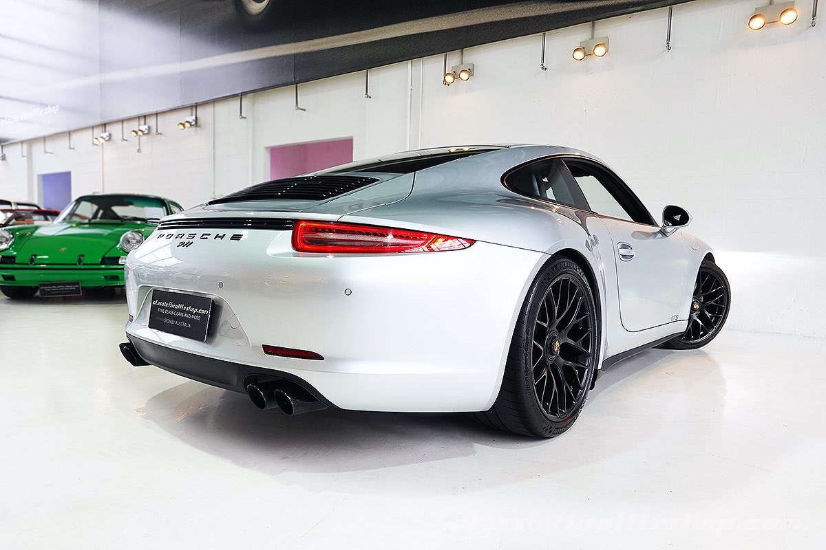 2015-Porsche-991-Carrera-GTS-GT-Silver-11