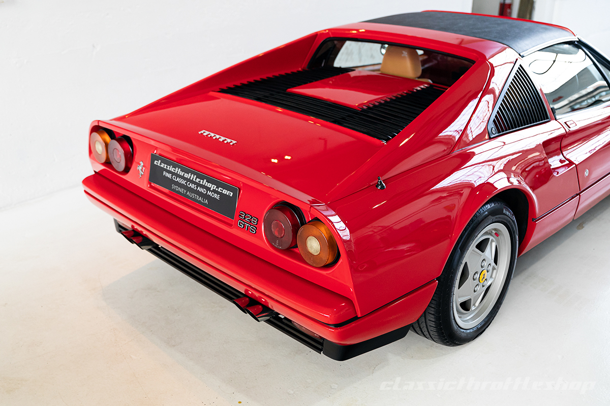 Ferrari-328-gts-red-1990-14