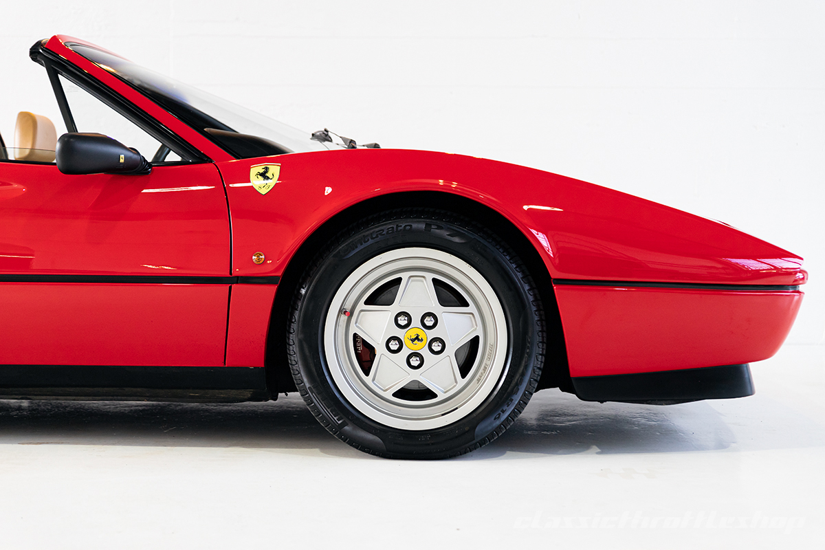 Ferrari-328-gts-red-1990-37