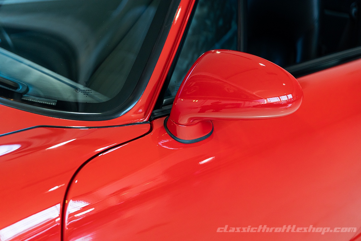 1996-Porsche-993-Turbo-Guards-Red-22