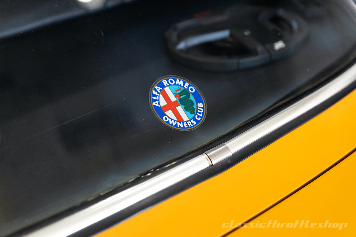 1973-Alfa-Romeo-1600-GT-Junior-Manual-Yellow-24