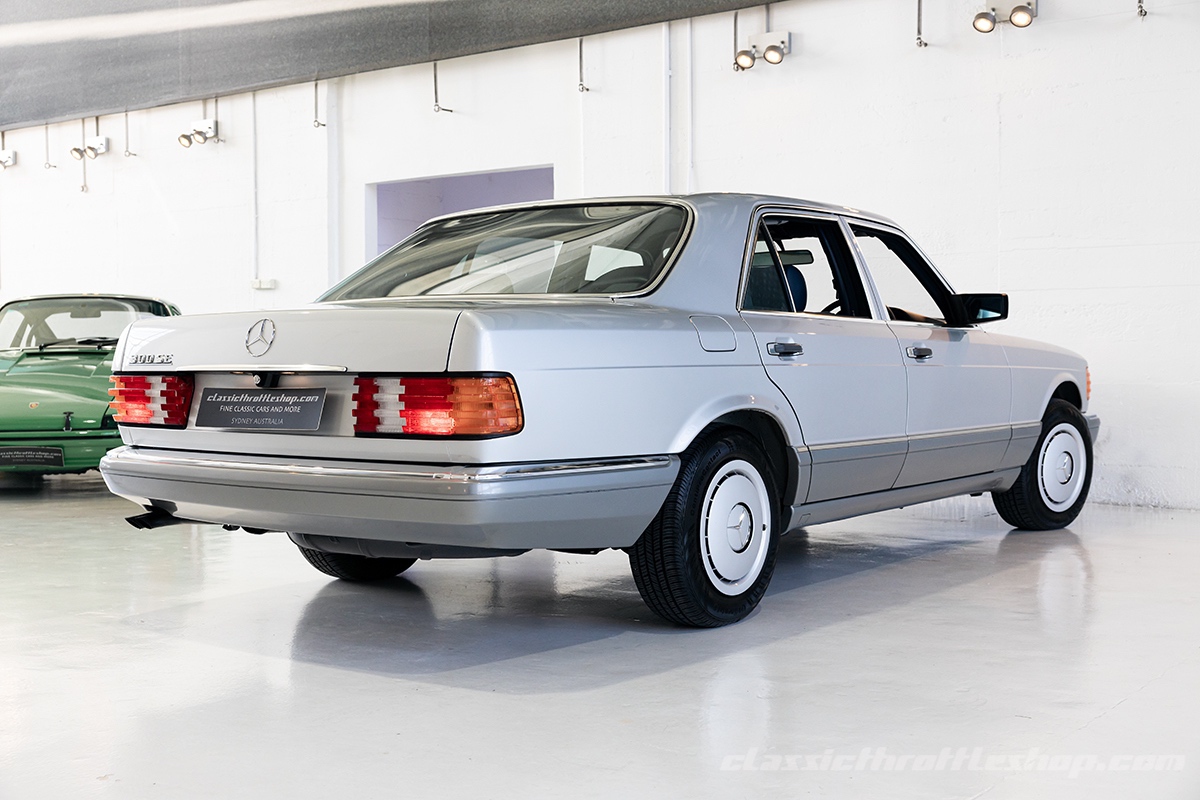 1986-Mercedes-Benz-300-SE-Astral-Silver-11
