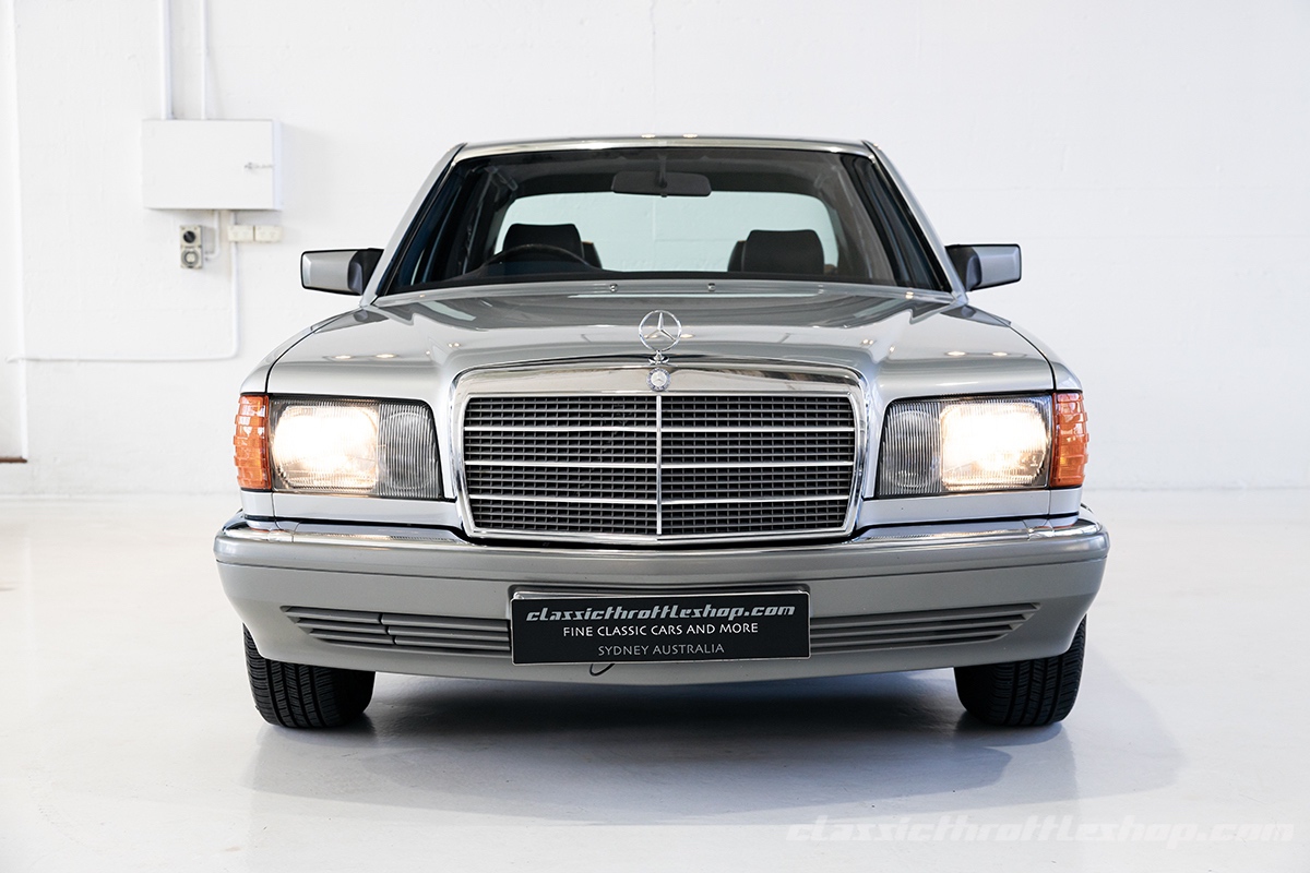 1986-Mercedes-Benz-300-SE-Astral-Silver-9