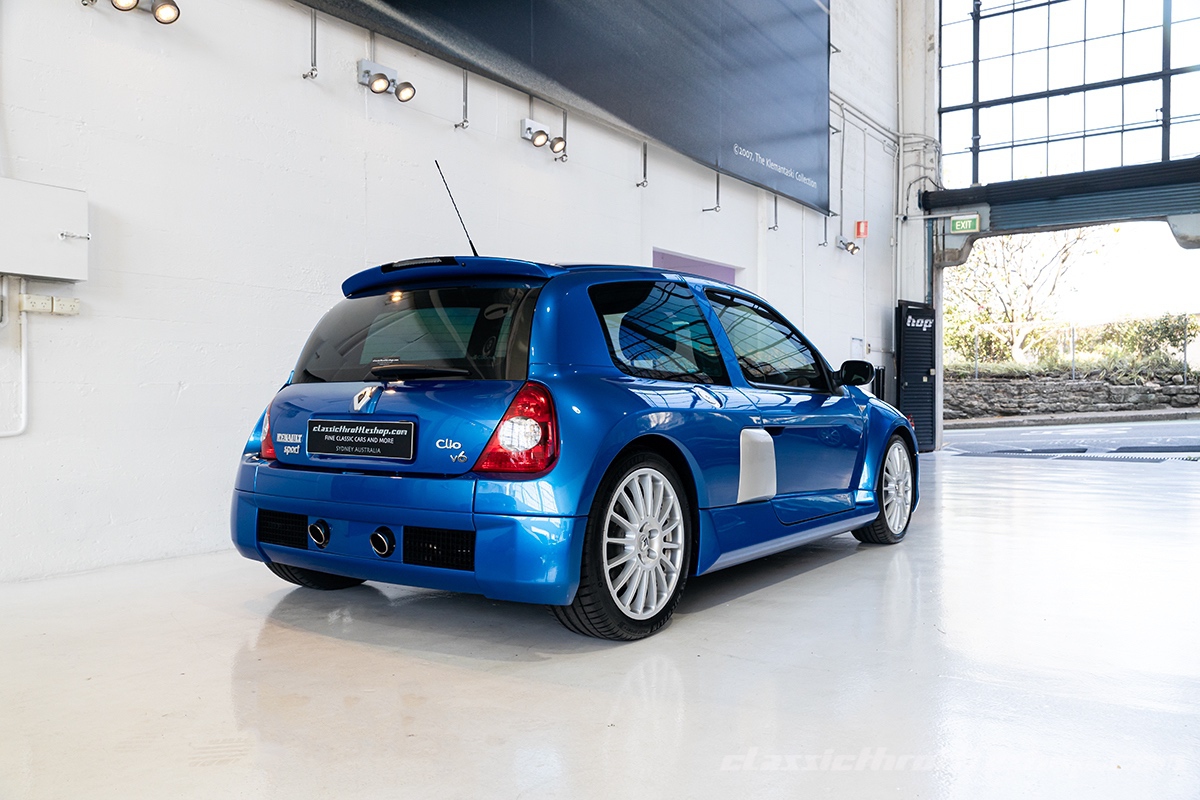 2003-Renault-Clio-V6-Illiad-Blue-15