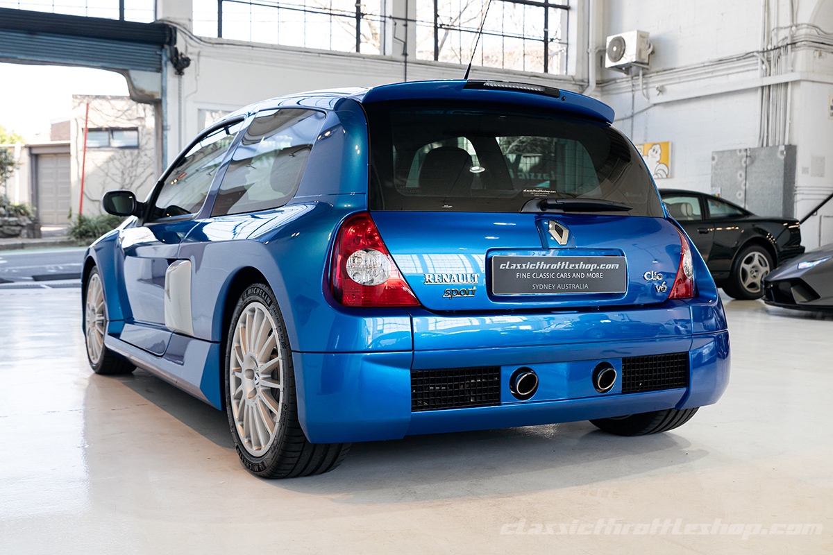 2003-Renault-Clio-V6-Illiad-Blue-4