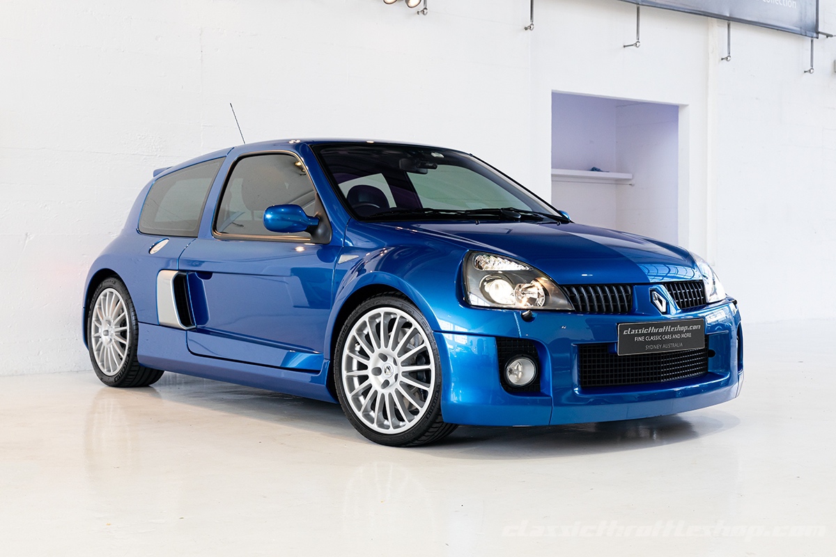 2003-Renault-Clio-V6-Illiad-Blue-8