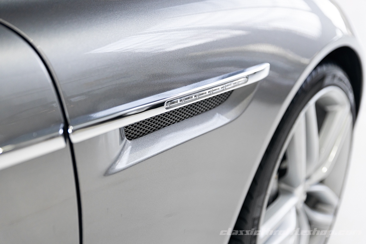 2013-Aston-Martin-DB9-Tungsten-Silver-21