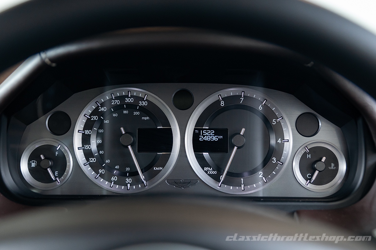 2013-Aston-Martin-DB9-Tungsten-Silver-43