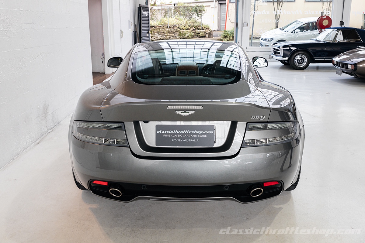 2013-Aston-Martin-DB9-Tungsten-Silver-5