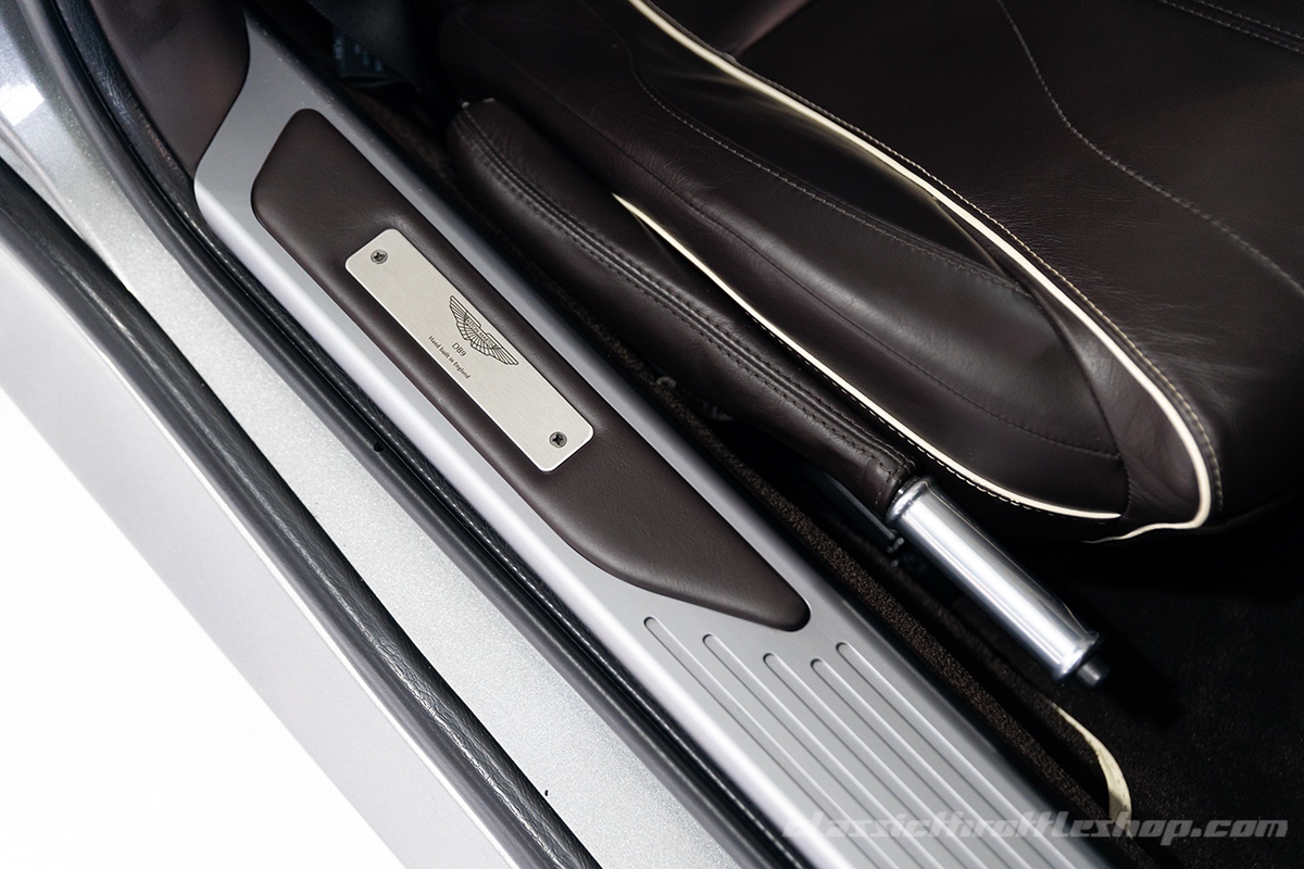 2013-Aston-Martin-DB9-Tungsten-Silver-52
