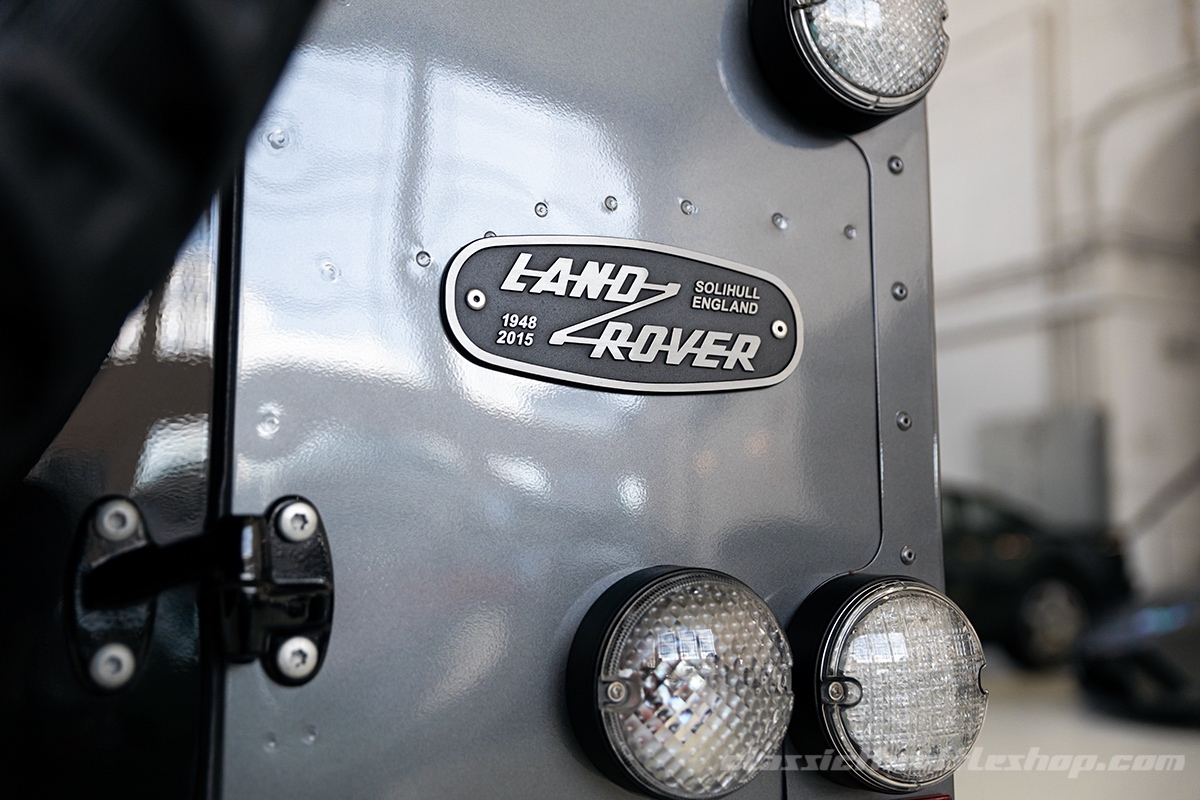 2015-Land-Rover-Defender-90-Corris-Grey-20