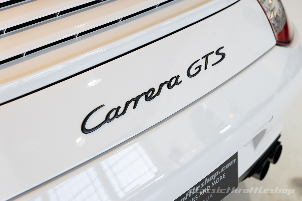 Porsche-Carrera-GTS-white-24