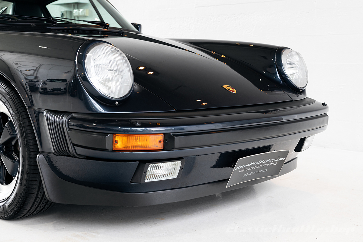 1988-Porsche-911-Carrera-Blue-16