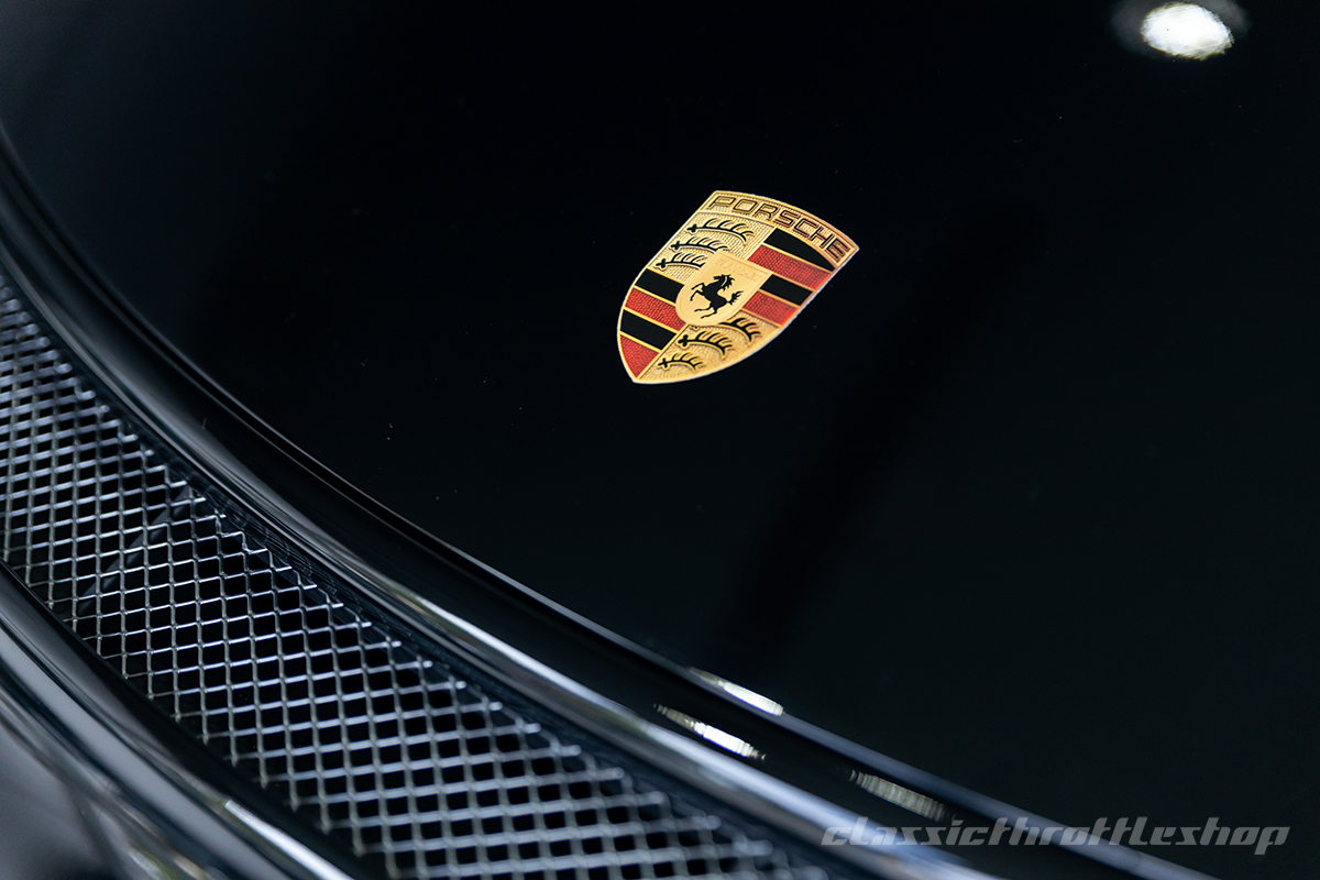 2019-Porsche-911-GT3RS-Black-wm-19