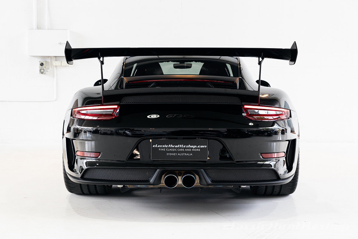 2019-Porsche-911-GT3RS-Black-wm-9