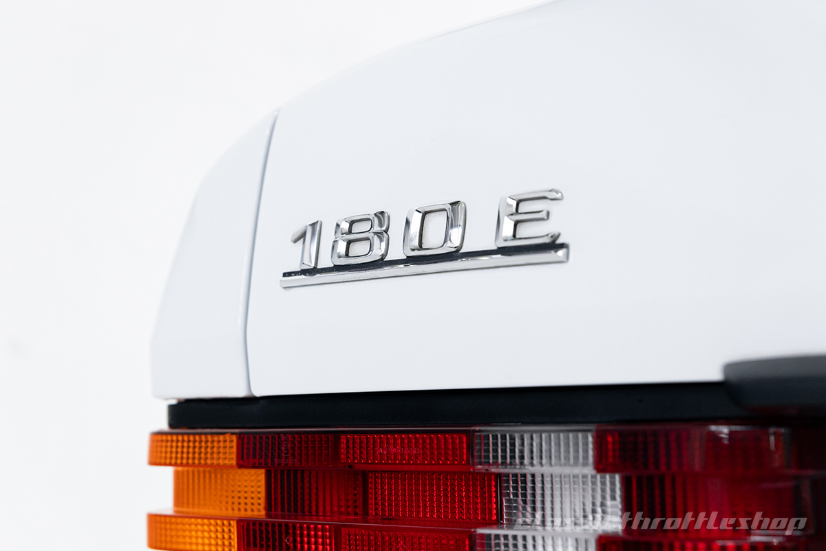 1992-Mercedes-Benz-180E-Auto-white-21