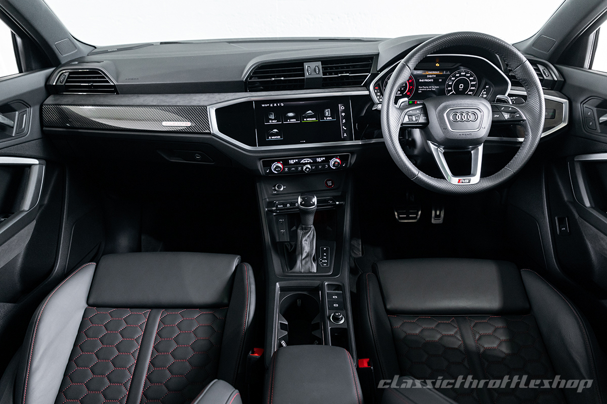 Audi-RSQ3-black-44
