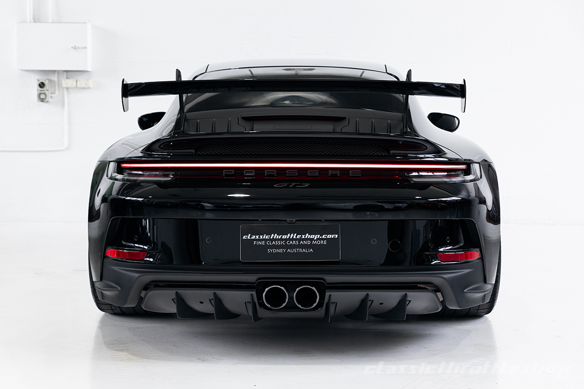 2022-Porsche-911-GT3-992-Auto-Black-10