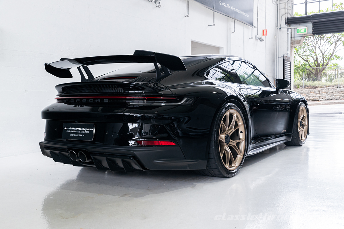 2022-Porsche-911-GT3-992-Auto-Black-6