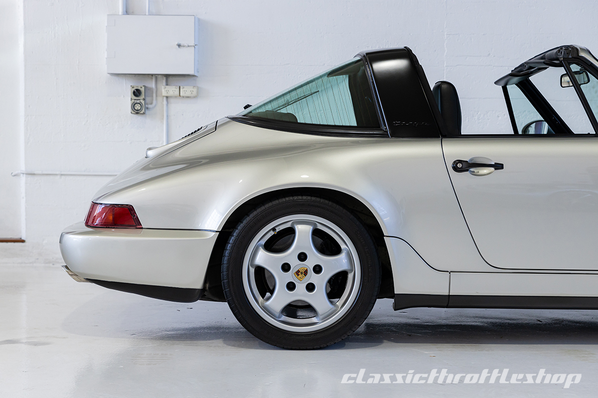 1992-Porsche-911-964-Carrera2-24