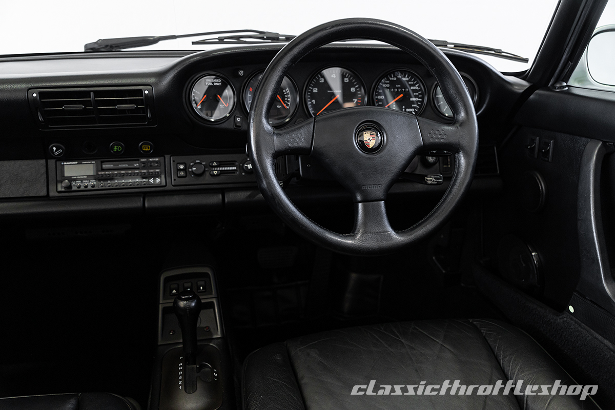 1992-Porsche-911-964-Carrera2-49