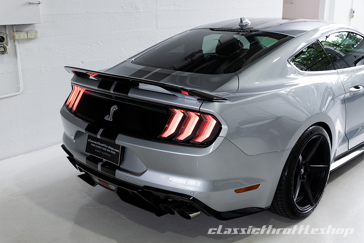 Ford-shelby-s550-silver-13