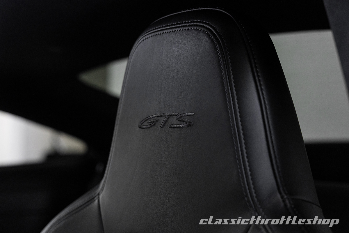 911 Carrera GTS-47